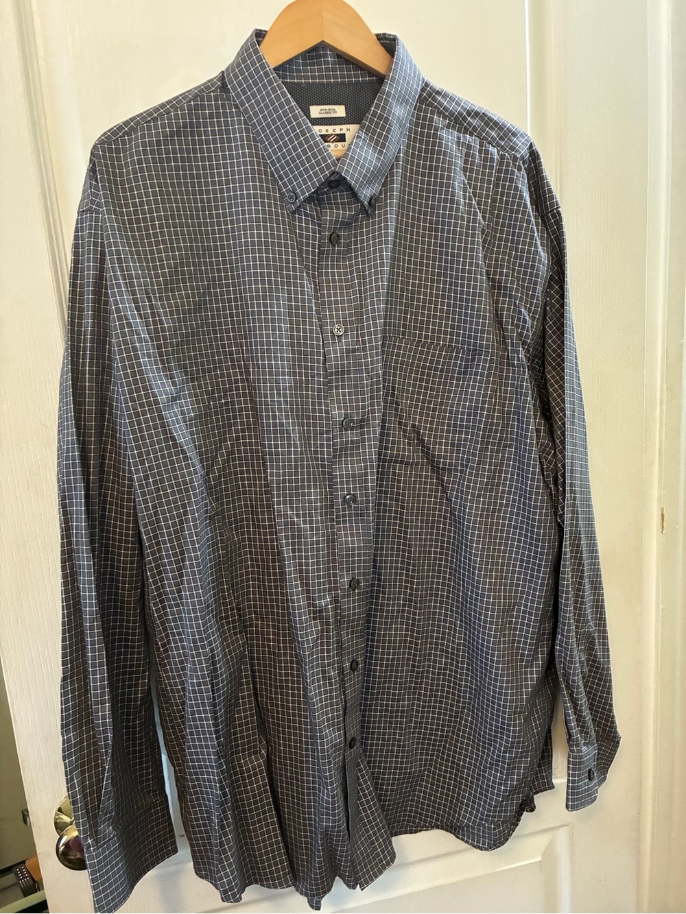 Joseph Abboud Men's Gray and White Checked Button-Down Shirt